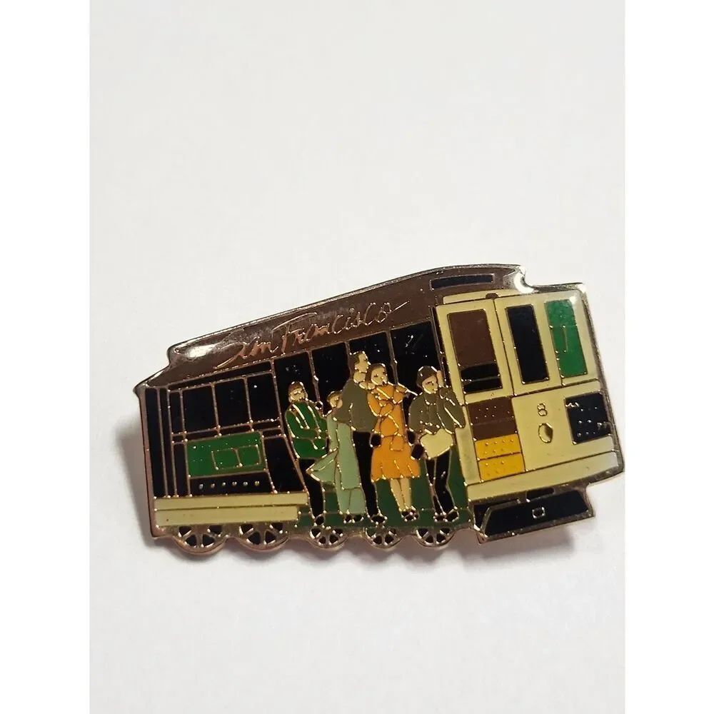 San Francisco Travel Souvenir Lapel Pin California Cable Car w/ Passengers
